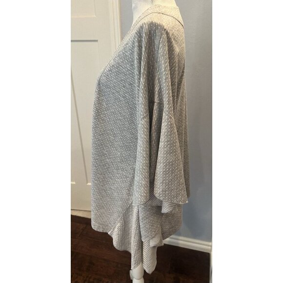Cabi ATC Reversible Cape Poncho Jacket M L 5846 Gray Polka Dot White Stripe - Picture 5 of 9
